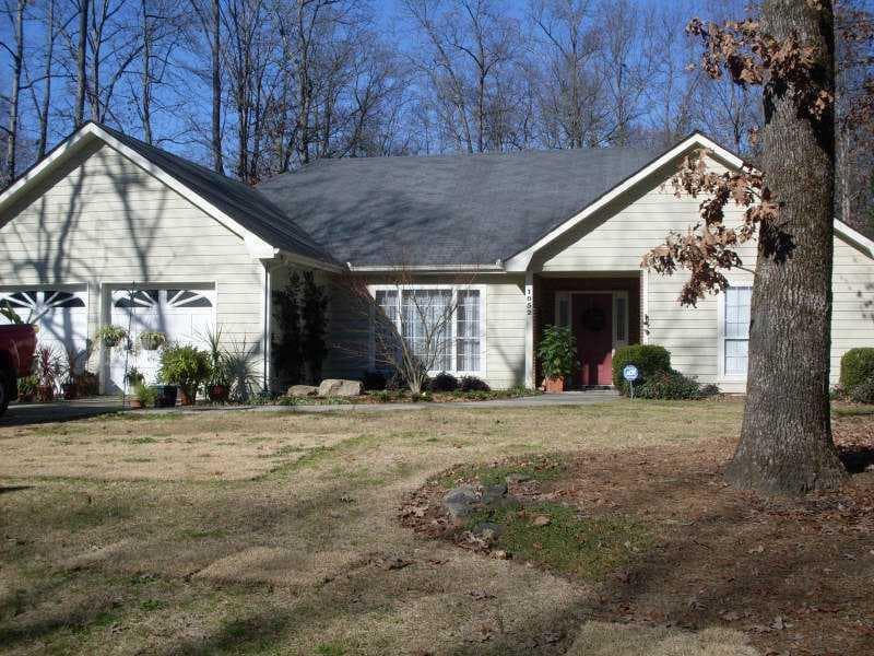 1052 Oak Grove Circle, Lawrenceville, GA 30043 — most recent listing photo