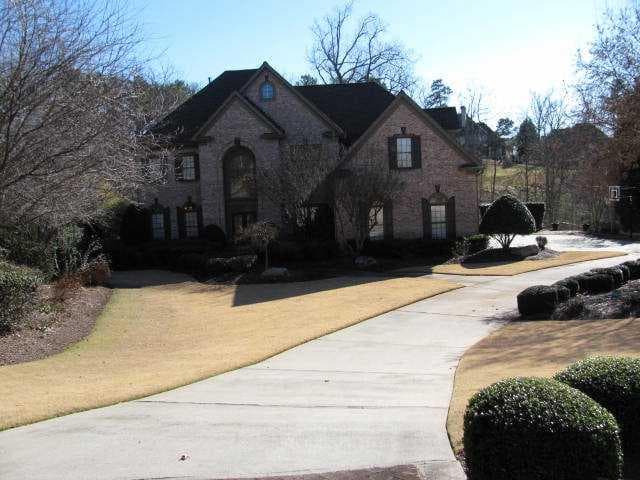 5 bedroom, 5,832 sq ft single family residence sold at 6735 Hempstead Court, Suwanee, GA 30024