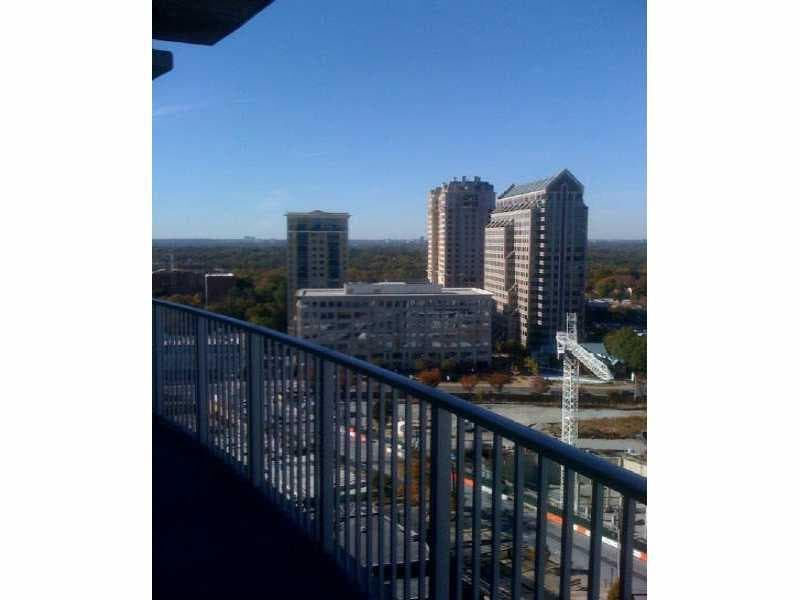 2 bedroom, 1,056 sq ft condominium sold at 250 Pharr Road 1801, Atlanta, GA 30305