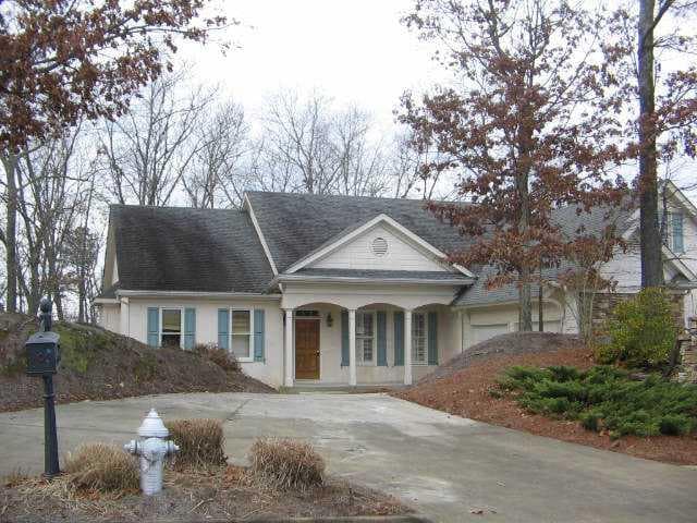 1700 Settindown Drive, Roswell, GA 30075 — most recent listing photo