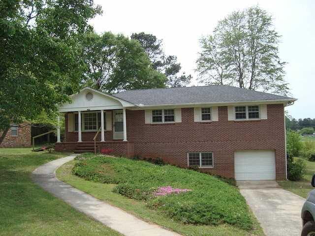 1349 Oakdale Drive, Griffin, GA 30223 — most recent listing photo