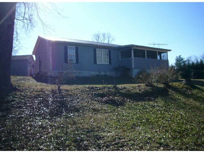 3 bedroom single family residence sold at 6050 Jot Em Down Road, Dawsonville, GA 30534
