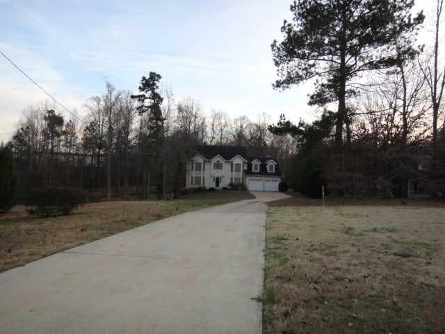 4 bedroom, 2,753 sq ft single family residence sold at 884 CROSSING ROCK Drive, Lawrenceville, GA 30043