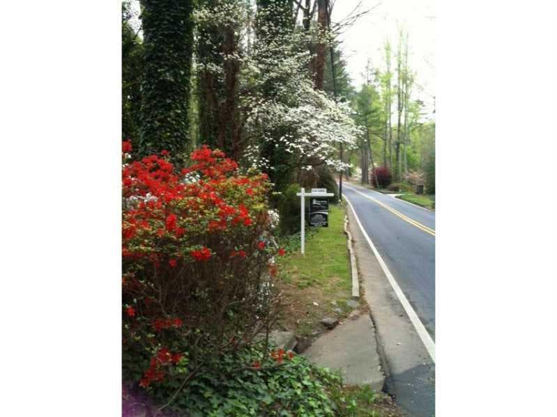 single family residence sold at 4723 Jett Road, Atlanta, GA 30327