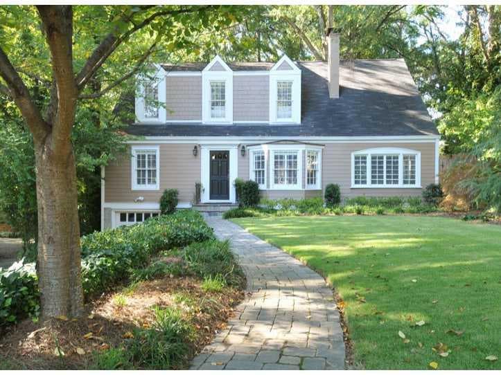 4 bedroom single family residence sold at 2880 North Hills Drive, Atlanta, GA 30305