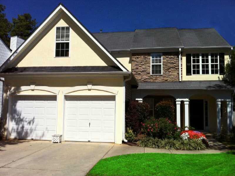2900 Georgian Manor Drive, Johns Creek, GA 30022 — most recent listing photo