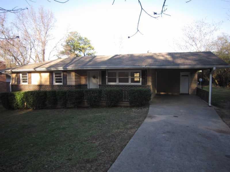 2045 Greencrest Drive, Gainesville, GA 30504 — most recent listing photo