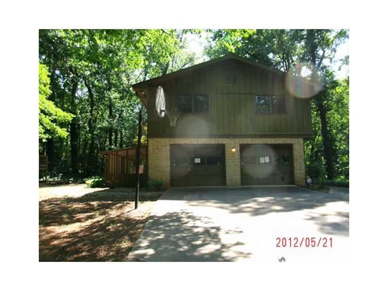 5704 Redcoat Run, Stone Mountain, GA 30087 — most recent listing photo