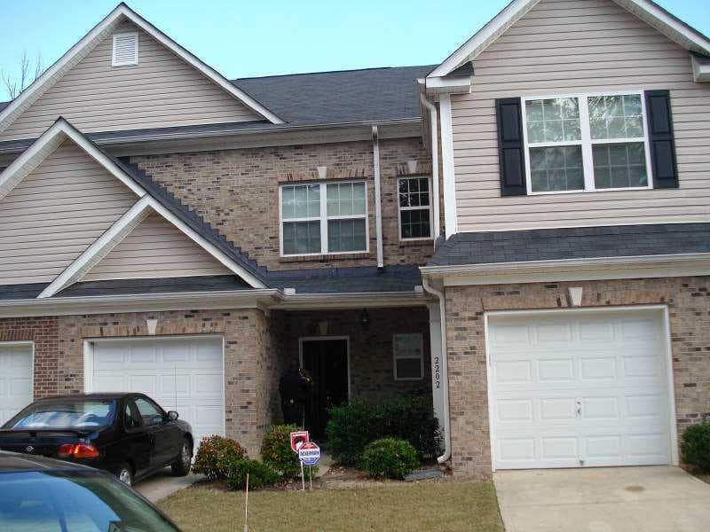 2 bedroom, 1,590 sq ft townhouse sold at 2555 Flat Shoals Road 2202, College Park, GA 30349