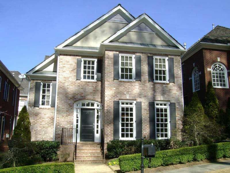 704 Longleaf Drive, Atlanta, GA 30342 — most recent listing photo