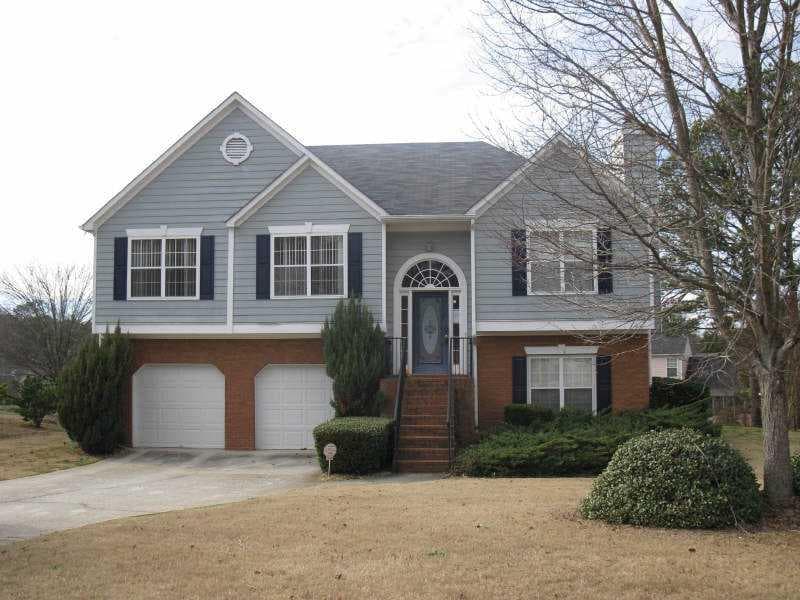 635 Birchberry Terrace, Atlanta, GA 30331 — most recent listing photo