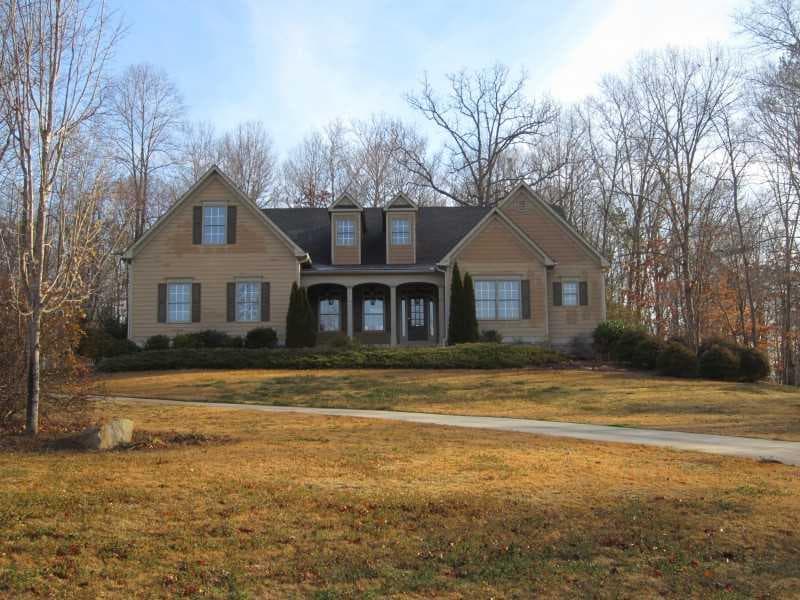 4 bedroom, 3,560 sq ft single family residence sold at 1248 Olde Lexington Road, Hoschton, GA 30548