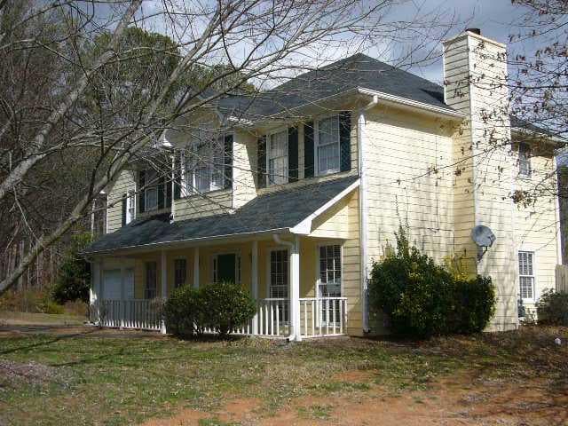 4 bedroom single family residence sold at 2802 Emerson Lake Drive, Snellville, GA 30078