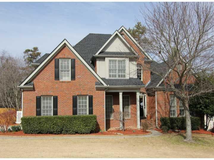 4 bedroom, 3,100 sq ft single family residence sold at 124 Azalea Chase Drive, Suwanee, GA 30024
