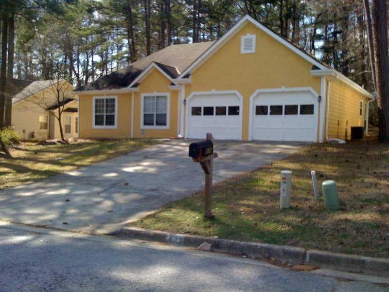 879 Stonebrook Drive, Lithonia, GA 30058 — most recent listing photo