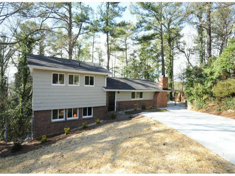 4 bedroom, 1,870 sq ft single family residence sold at 1502 Brook Valley Lane, Atlanta, GA 30324