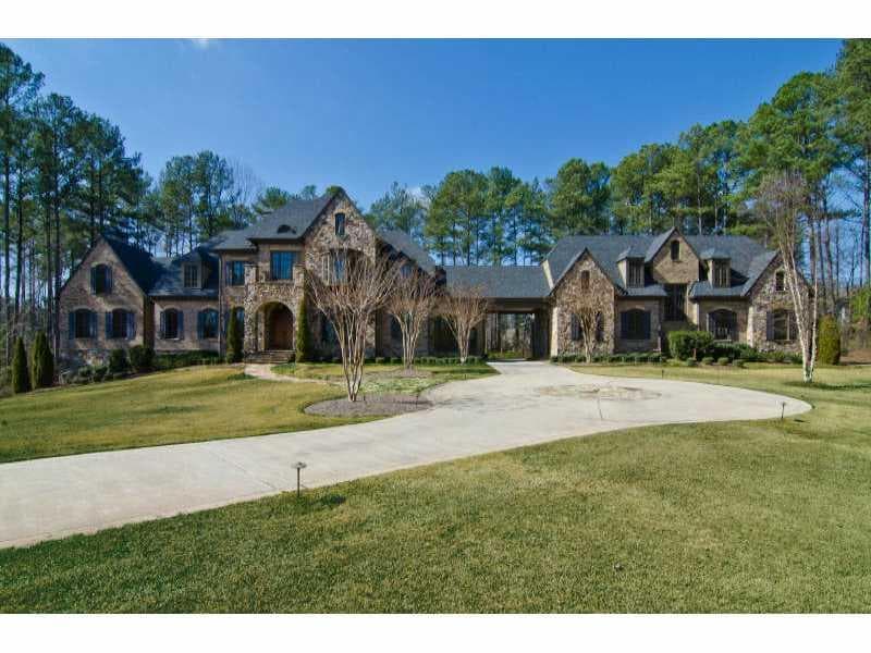 4 bedroom single family residence sold at 2300 Loring Oak Place, Marietta, GA 30064