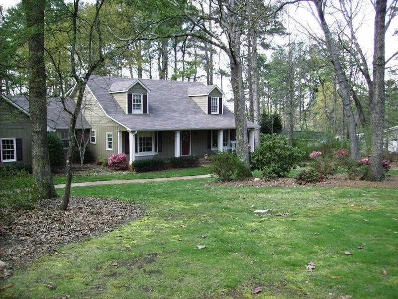 1621 Beaumont Drive, Kennesaw, GA 30152 — most recent listing photo