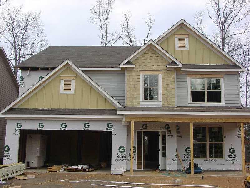 4 bedroom, 2,488 sq ft single family residence sold at 6076 Trail Hikes Drive, Sugar Hill, GA 30518