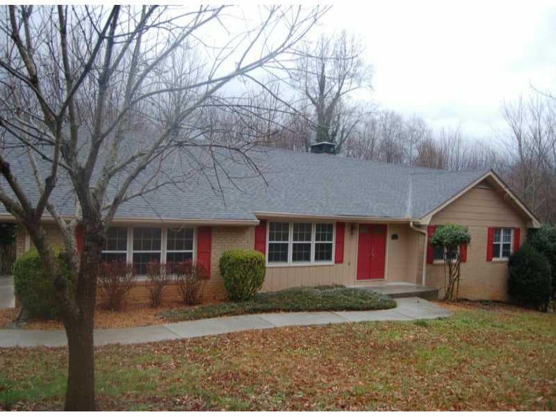 3 bedroom, 2,752 sq ft single family residence sold at 6885 TILTON Lane, Atlanta, GA 30360