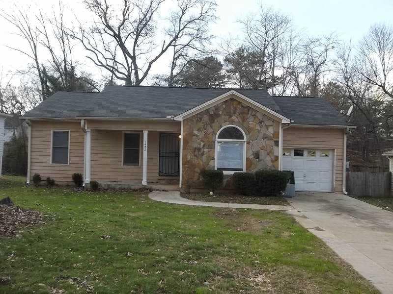3 bedroom, 1,138 sq ft single family residence sold at 1492 Nash Road, Atlanta, GA 30331