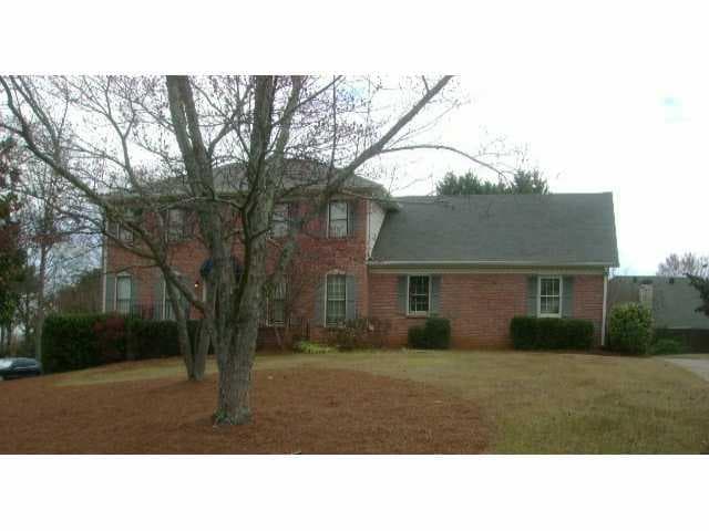 370 SADDLE LAKE Drive, Roswell, GA 30076 — most recent listing photo