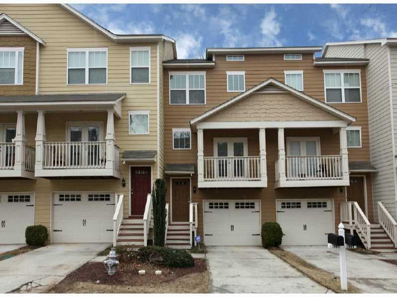3 bedroom, 1,326 sq ft townhouse sold at 1065 Liberty Parkway 1065, Atlanta, GA 30318