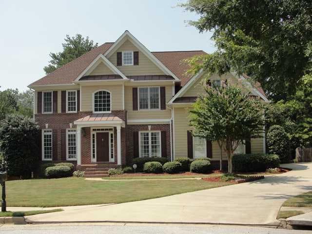 6 bedroom, 4,221 sq ft single family residence sold at 823 Green Trace Court, Lawrenceville, GA 30045