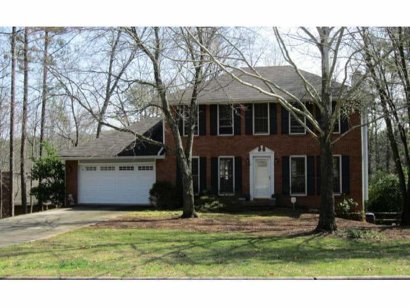 9855 LAKE FOREST Way, Roswell, GA 30076 — most recent listing photo