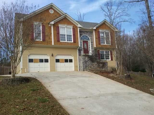 4 bedroom, 1,940 sq ft single family residence sold at 1565 Watson Ridge Trail, Lawrenceville, GA 30045