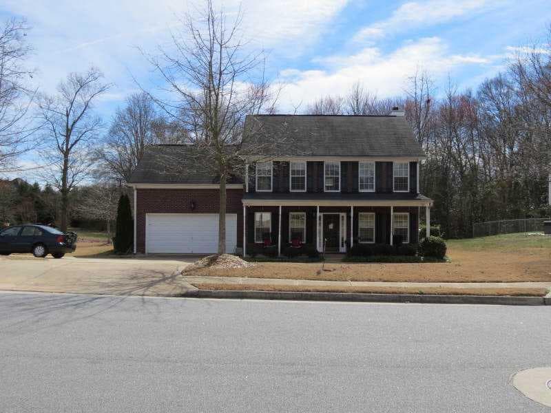 4 bedroom, 1,968 sq ft single family residence sold at 2232 Vintage Oaks Drive, Loganville, GA 30052