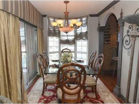 2 bedroom, 1,680 sq ft condominium sold at 3435 Kingsboro Road 1701, Atlanta, GA 30326