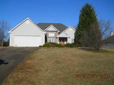512 Cambridge Way, Loganville, GA 30052 — most recent listing photo