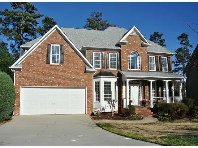 6 bedroom, 4,562 sq ft single family residence sold at 3963 Shadow Loch Drive, Suwanee, GA 30024