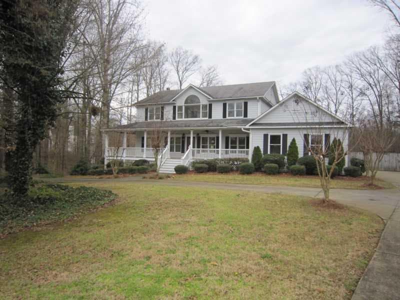 481 River Bluff, Hoschton, GA 30548 — most recent listing photo