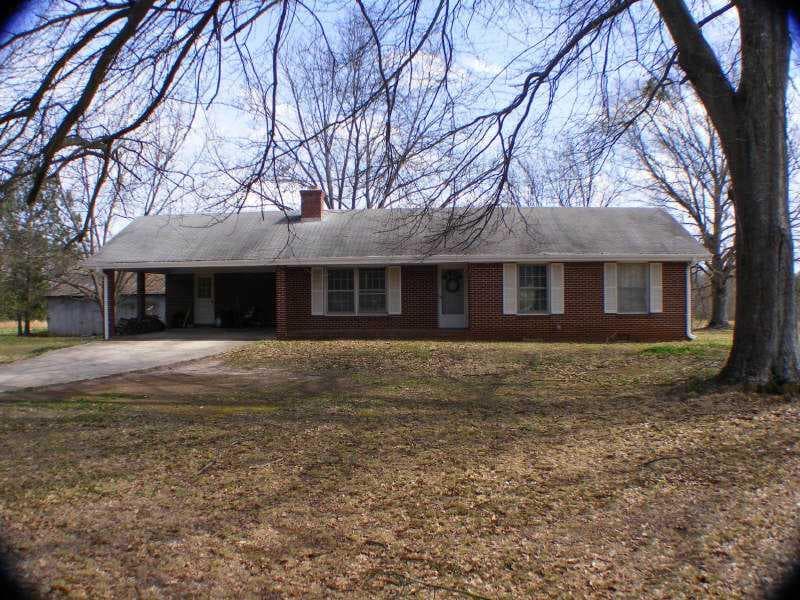 3 bedroom, 1,232 sq ft single family residence sold at 5735 Burnt Hickory Road, Powder Springs, GA 30127