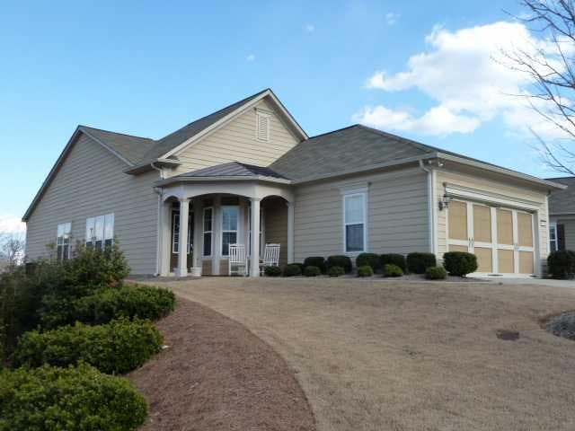 6335 Scenic View Drive, Hoschton, GA 30548 — most recent listing photo