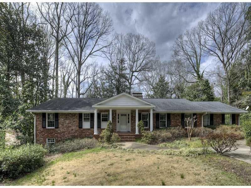 5 bedroom single family residence sold at 4520 Northside Drive, Sandy Springs, GA 30327