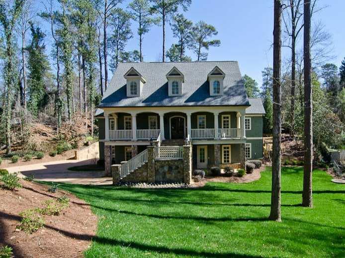 6 bedroom, 4,865 sq ft single family residence sold at 4227 Peachtree Dunwoody Road, Atlanta, GA 30342