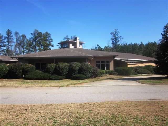 5 bedroom, 7,400 sq ft single family residence sold at 3073 DEMOONEY Road, Atlanta, GA 30349