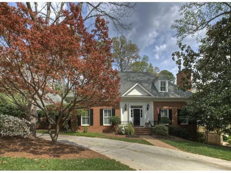 4 bedroom single family residence sold at 3431 West Paces Ferry Court, Atlanta, GA 30327