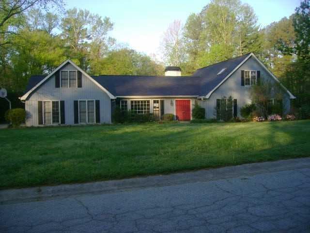 4 bedroom, 3,393 sq ft single family residence sold at 450 REDDING Trace, Marietta, GA 30068