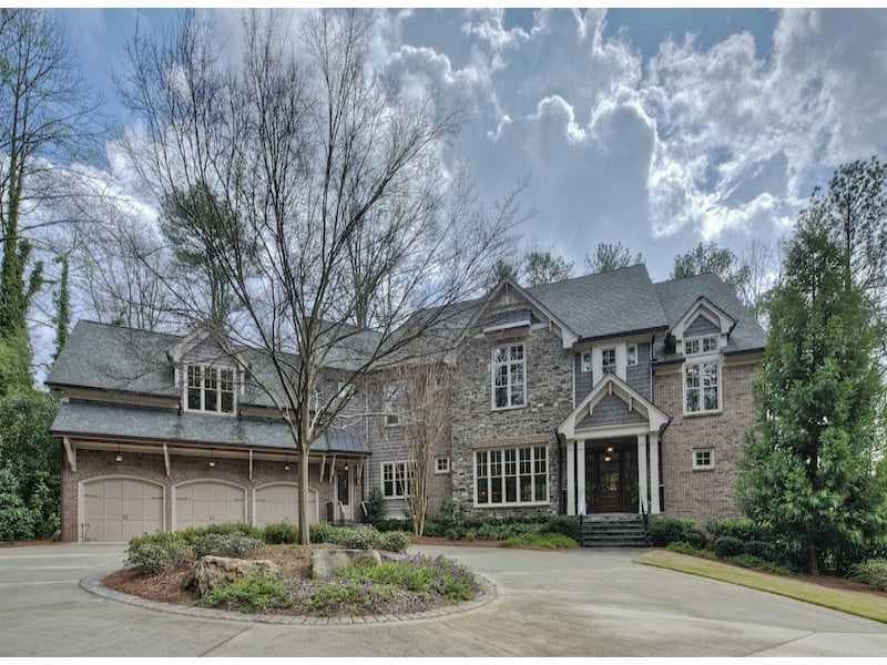 4 bedroom single family residence sold at 4569 Powers Ferry Road, Atlanta, GA 30327