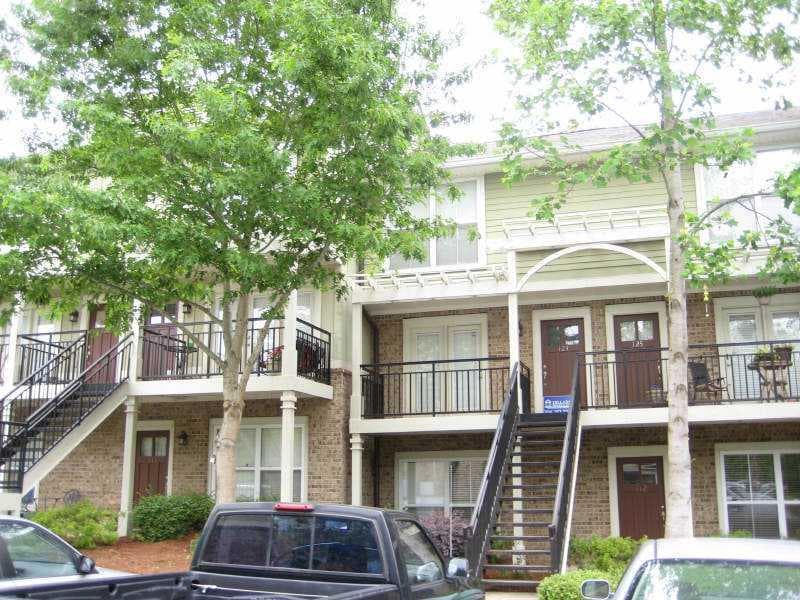 490 Barnett Shoals Road 813, Athens, GA 30605 — most recent listing photo