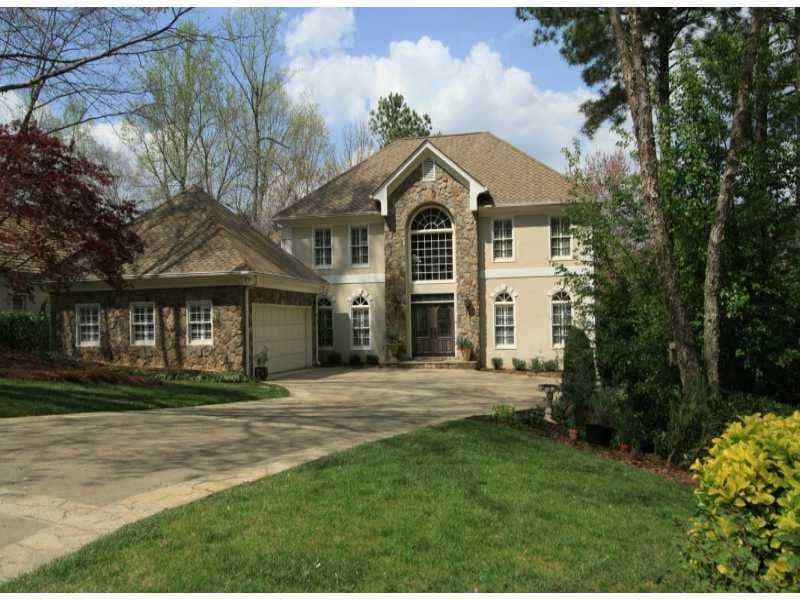 4 bedroom, 3,380 sq ft single family residence sold at 1090 Matheson Way, Johns Creek, GA 30022
