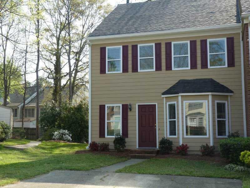 590 Harcourt Place 590, Marietta, GA 30067 — most recent listing photo