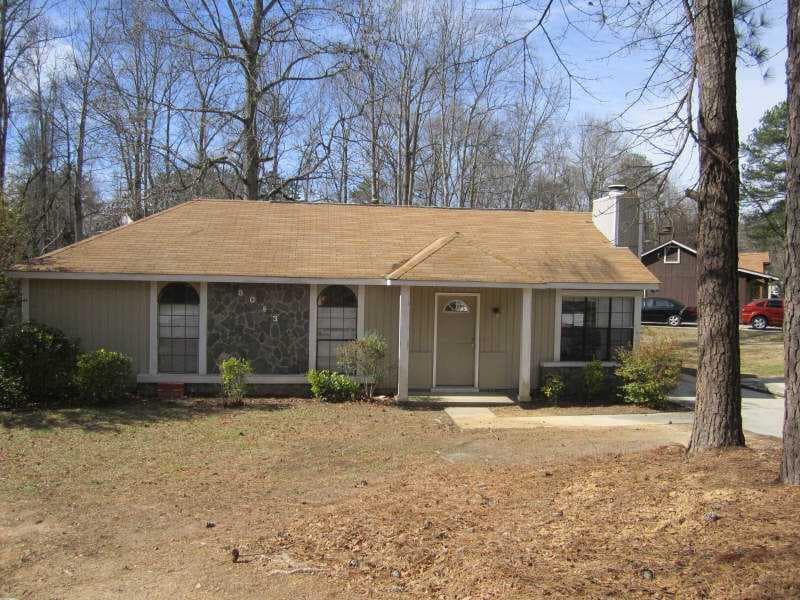 8043 Flamingo Drive, Jonesboro, GA 30238 — most recent listing photo
