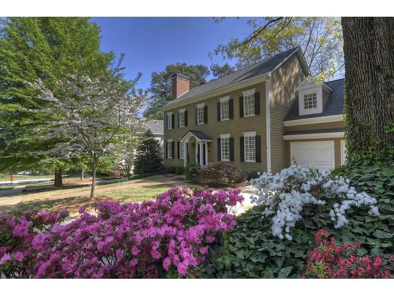 5 bedroom single family residence sold at 2181 Mckinley Road, Atlanta, GA 30318