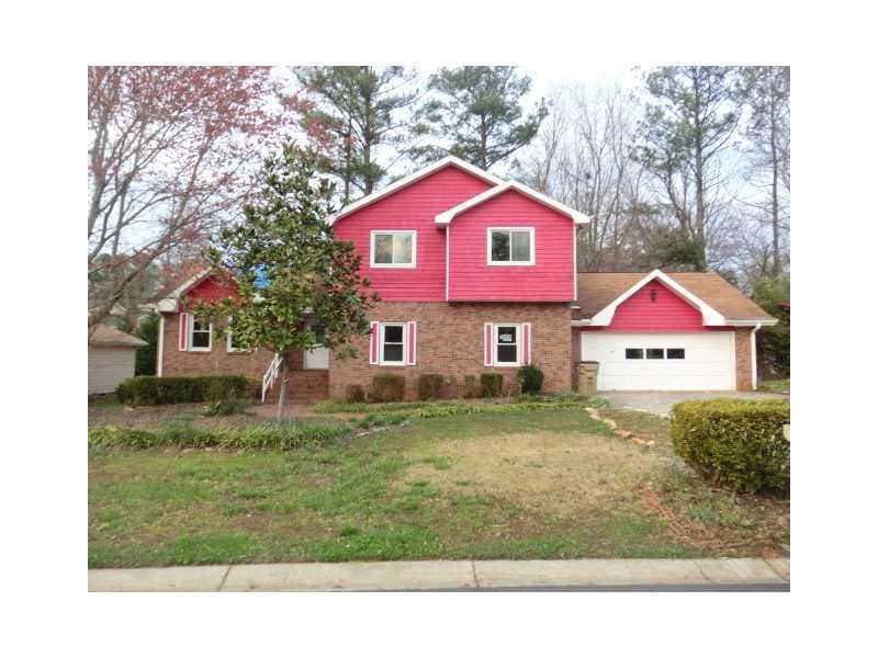 4 bedroom single family residence sold at 6123 ROLLING Way, Norcross, GA 30093