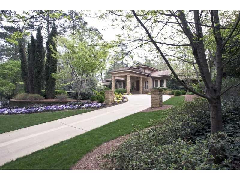 4 bedroom single family residence sold at 544 Valley Road, Atlanta, GA 30305